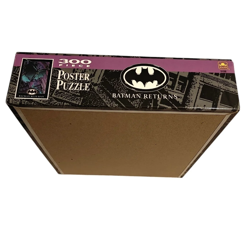 VINTAGE NWOT 1992 Batman Returns Series 300 Piece Jigsaw Poster Puzzle Golden - Picture 3 of 12